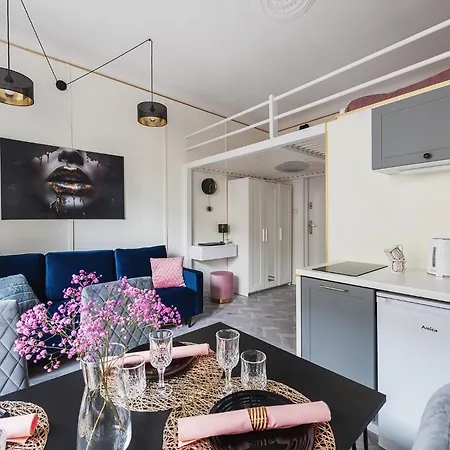 Lägenhet Stylish In The Center By Renters
