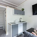 Stylish In The Center By Renters Βαρσοβία