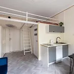 Διαμέρισμα Stylish In The Center By Renters