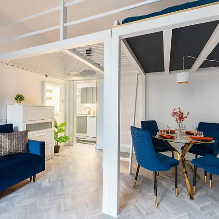 Stylish In The Center By Renters * Warszawa