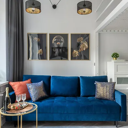 Apartament Stylish In The Center By Renters *