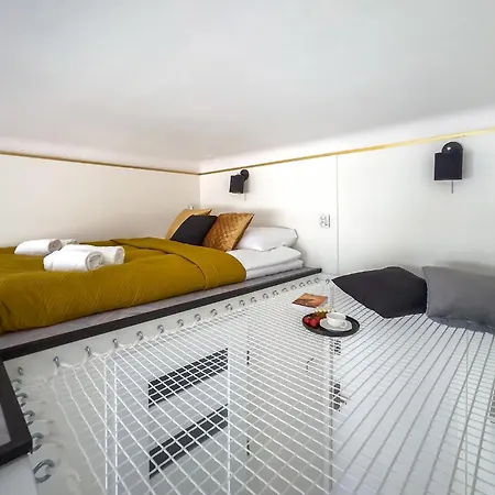 Stylish In The Center By Renters