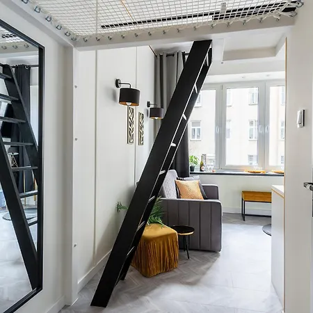 Stylish In The Center By Renters Warsaw