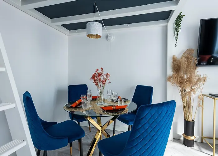 Stylish In The Center By Renters Warszawa