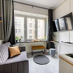 Stylish In The Center By Renters *