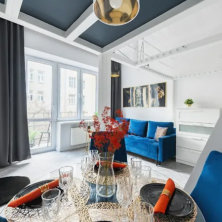 Stylish In The Center By Renters * Warschau