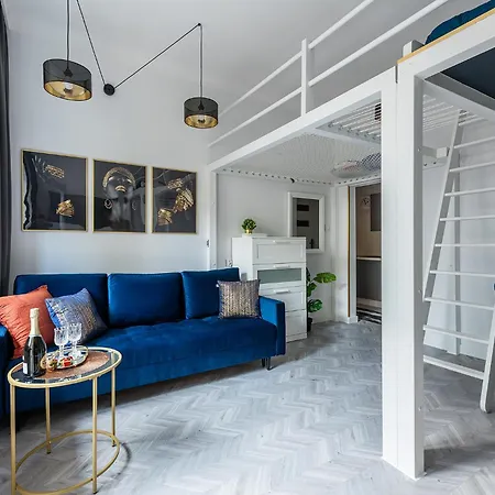 Appartement Stylish In The Center By Renters Warschau
